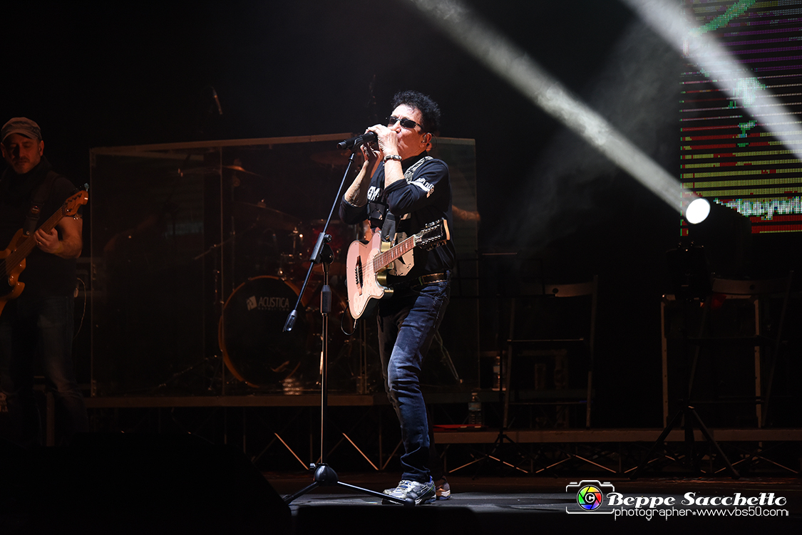 VBS_4199 - Concerto Edoardo Bennato - Peter Pan Rock 'n' Roll Tour.jpg